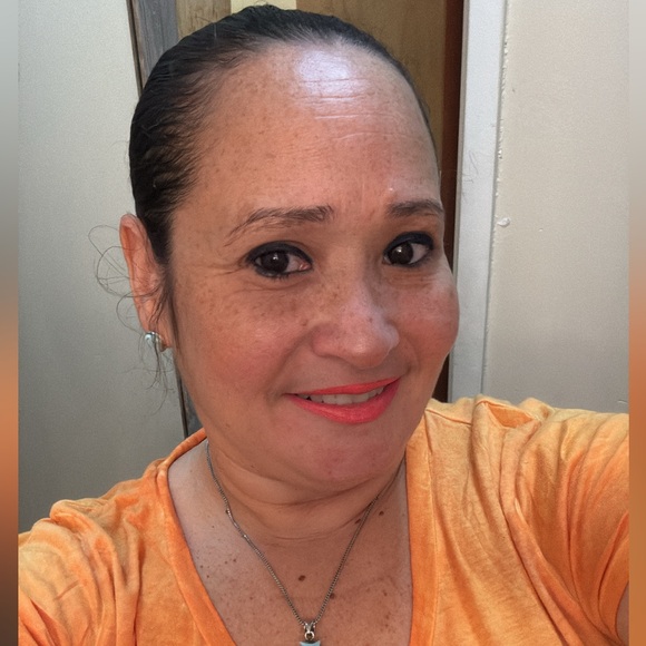 Meet your Posher, Fe - Picture 3 of 14